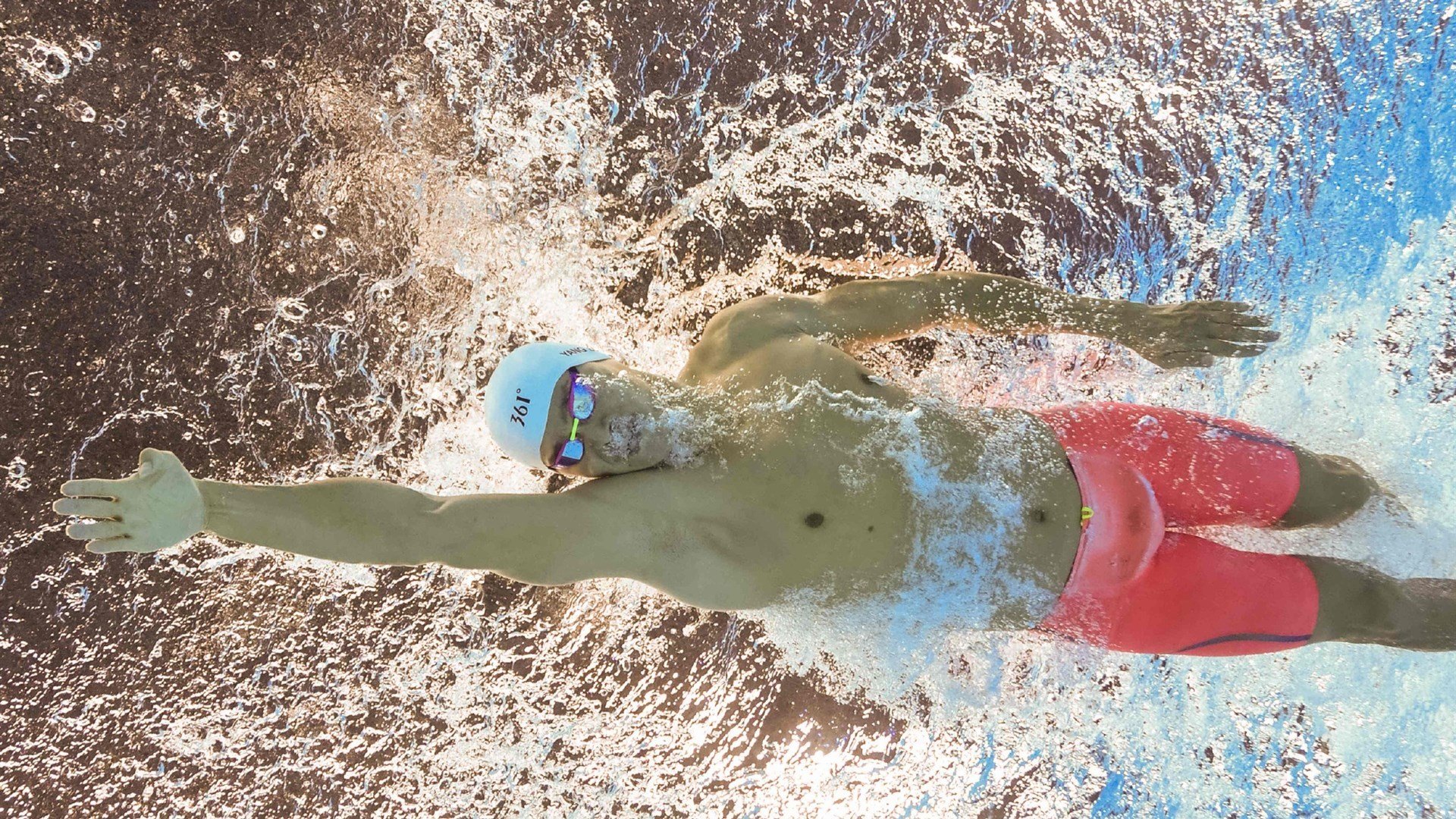 开云ios下载-_万人空巷：城市马拉松迎来盛大盛况_，城市马拉松带来的福利已然超越了